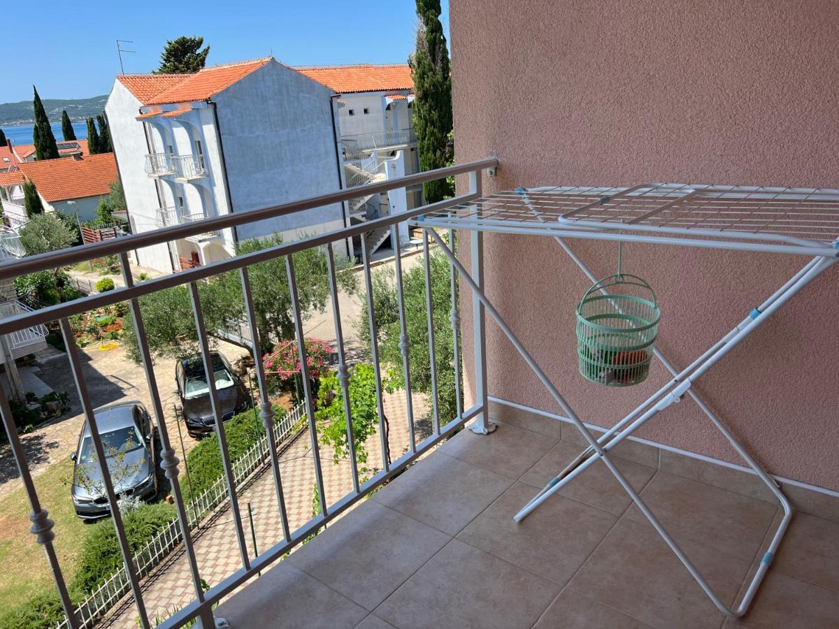 Apartmani Roje Sveti Filip I Jakov Kültér fotó